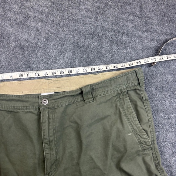 COLUMBIA Mens Omni-Shield Green Canvas Flat Front Regular Fit Pants size: 48 - Picture 6 of 10